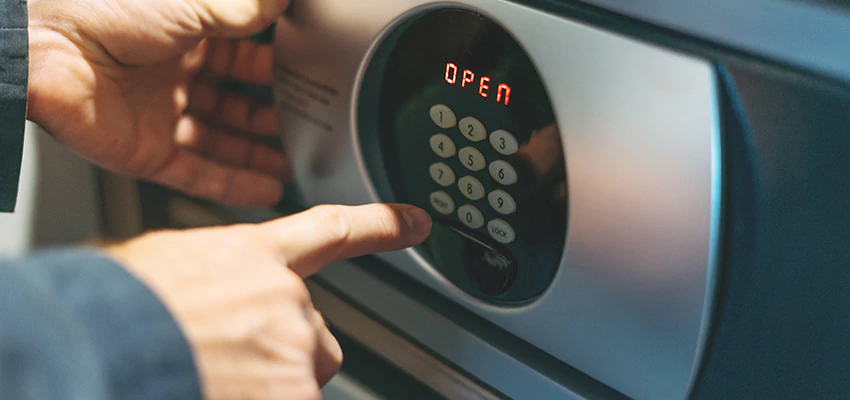 Cash Safe Openers in Parkway, California