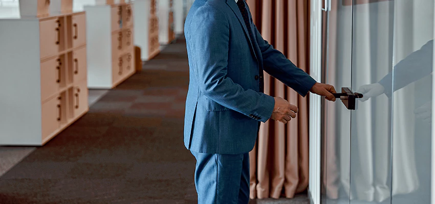 Commercial Glass Door Locks in Parkway, CA