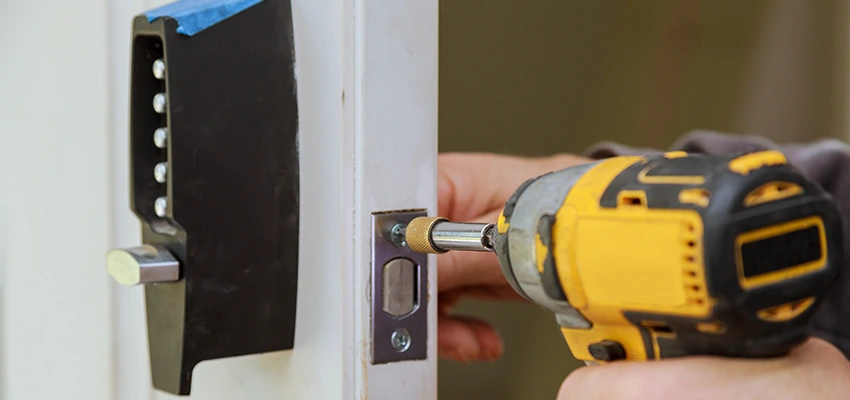 Eviction Locksmith For Key Duplication in Parkway, California